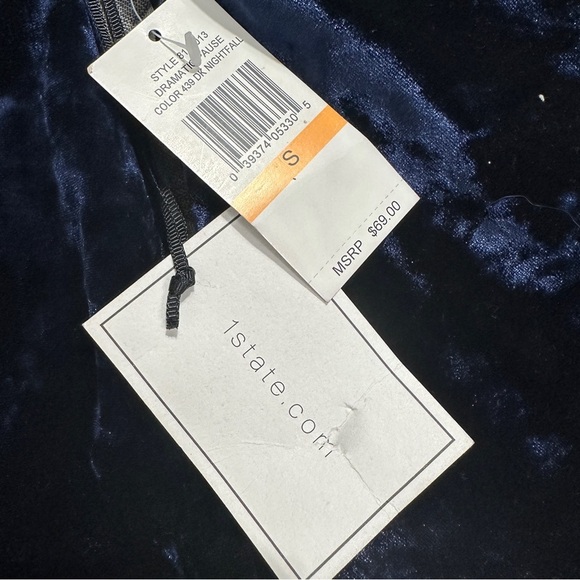 NWT 1.state (Nordstrom)‎ Dramatic Pause off the shoulder top, size small, velvet - Picture 2 of 10